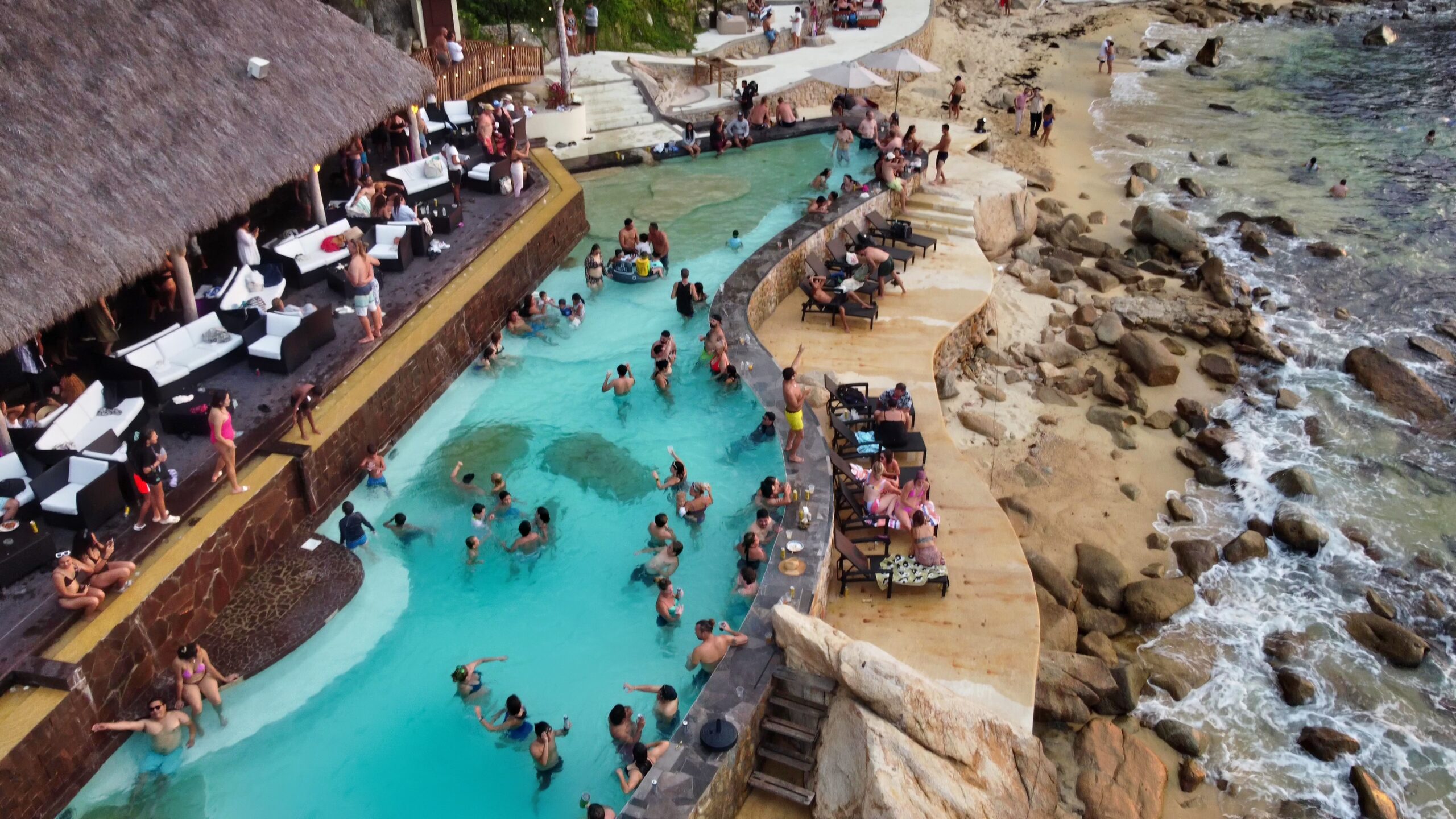 Playa-Chica-Locca-DJI_0053-B