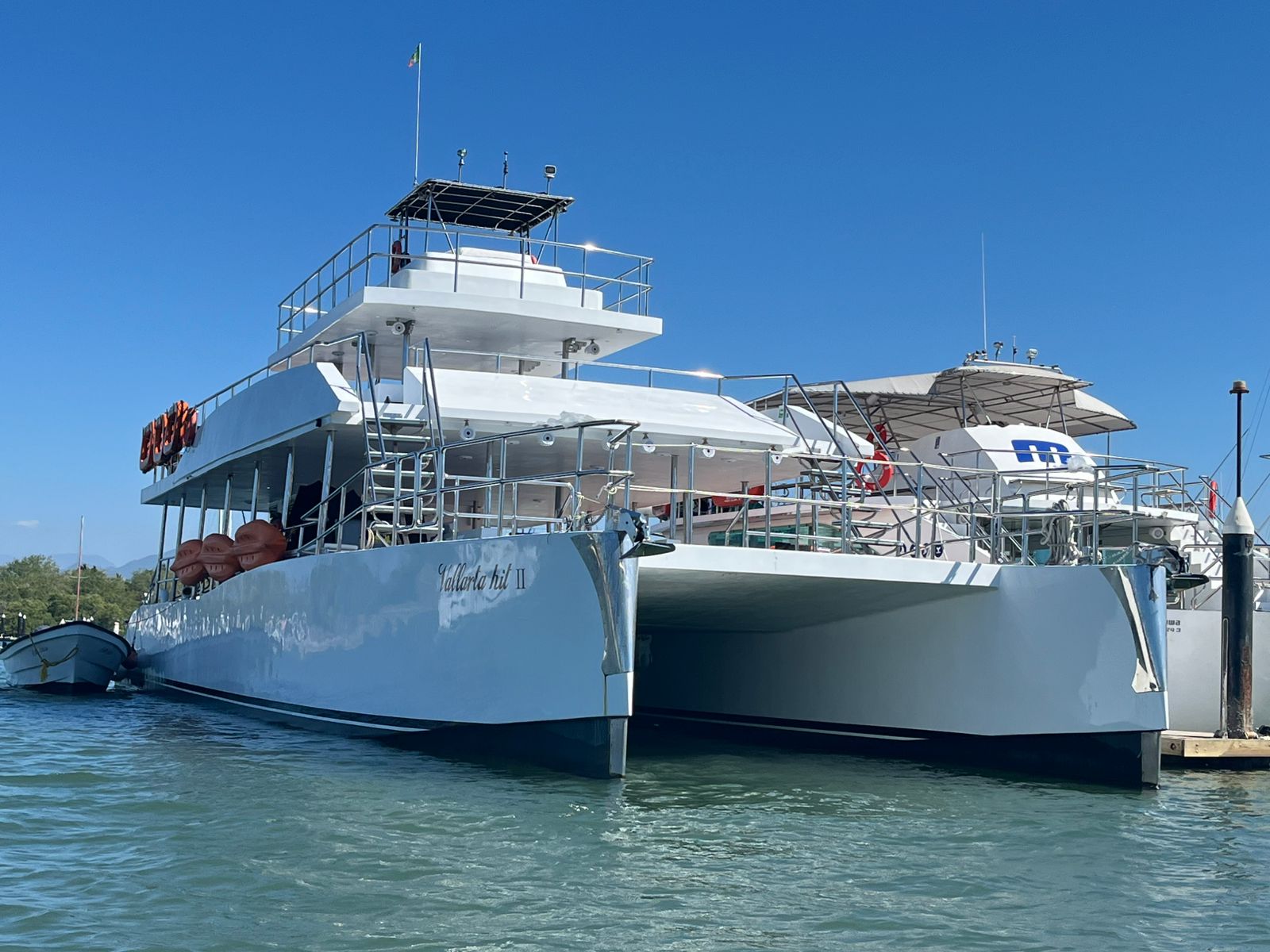 100-foot luxury catamaran private boat tour Puerto Vallarta